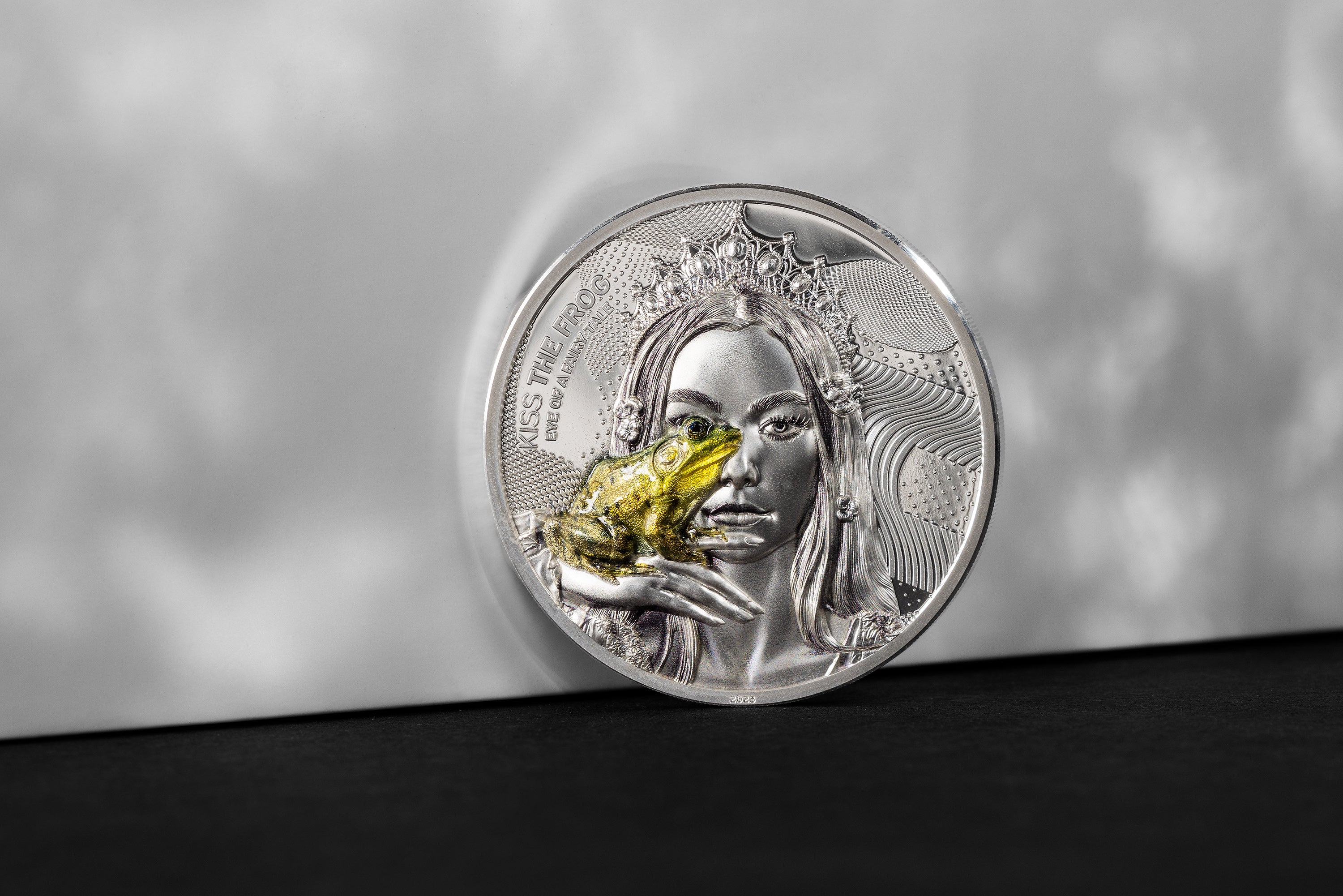 2 oz Silber Kiss the Frog Eye of a Fairytale (Cook Islands 2023 | PP | High Relief | Auflage: 999)